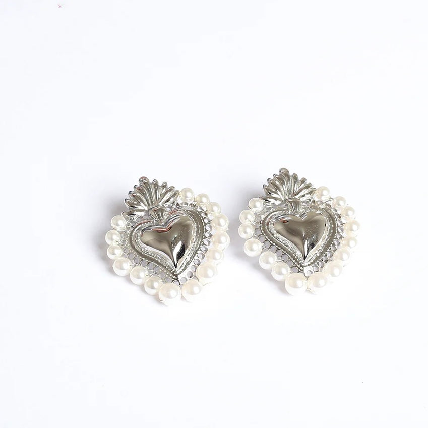 Orecchini Cuore Sacro con perle