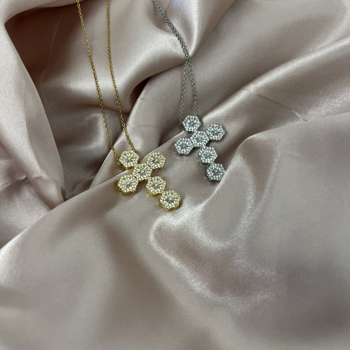 Collana Croce big