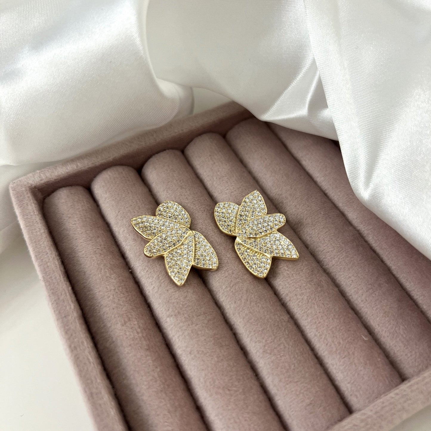 Orecchini Mini Foglie Strass