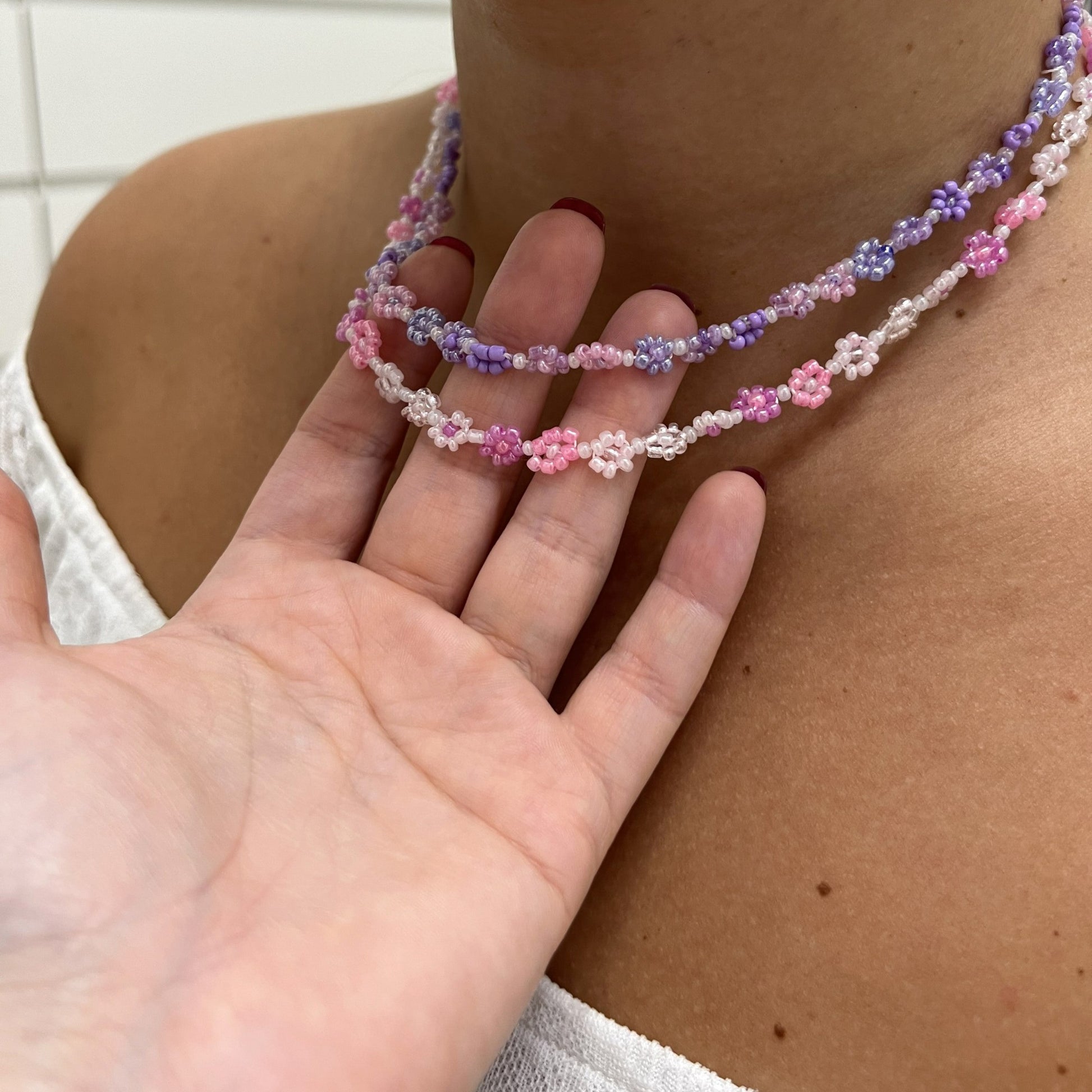 Collana di perline viola chiaro, perline in resina lilla da 20 mm, girocollo importante - Italia Collana di perline viola chiaro, perline in resina lilla da 20 mm, girocollo importante - Italia